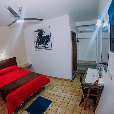 Hotel Cervantino Tapachula Kültér fotó