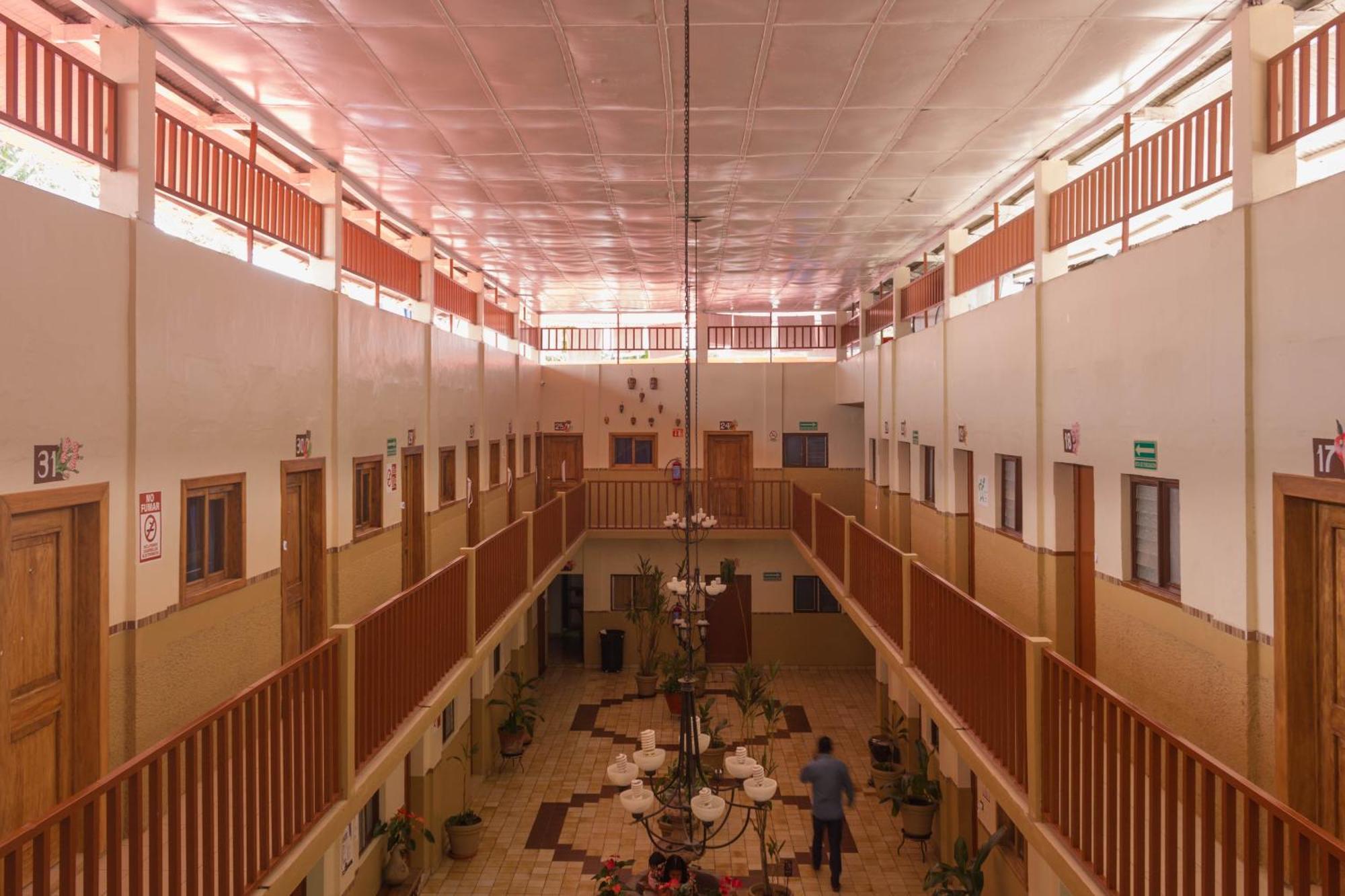 Hotel Cervantino Tapachula Kültér fotó