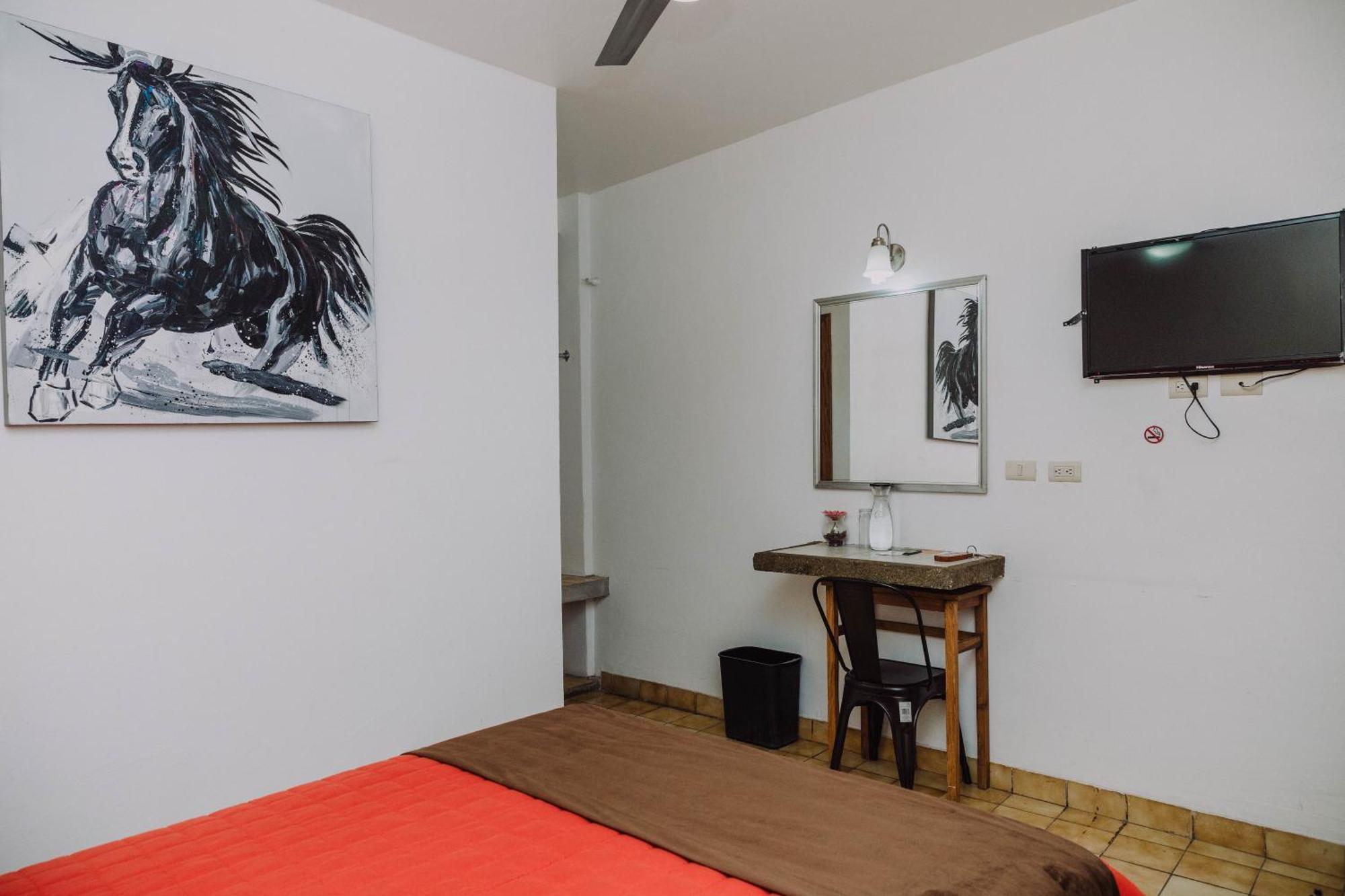 Hotel Cervantino Tapachula Kültér fotó