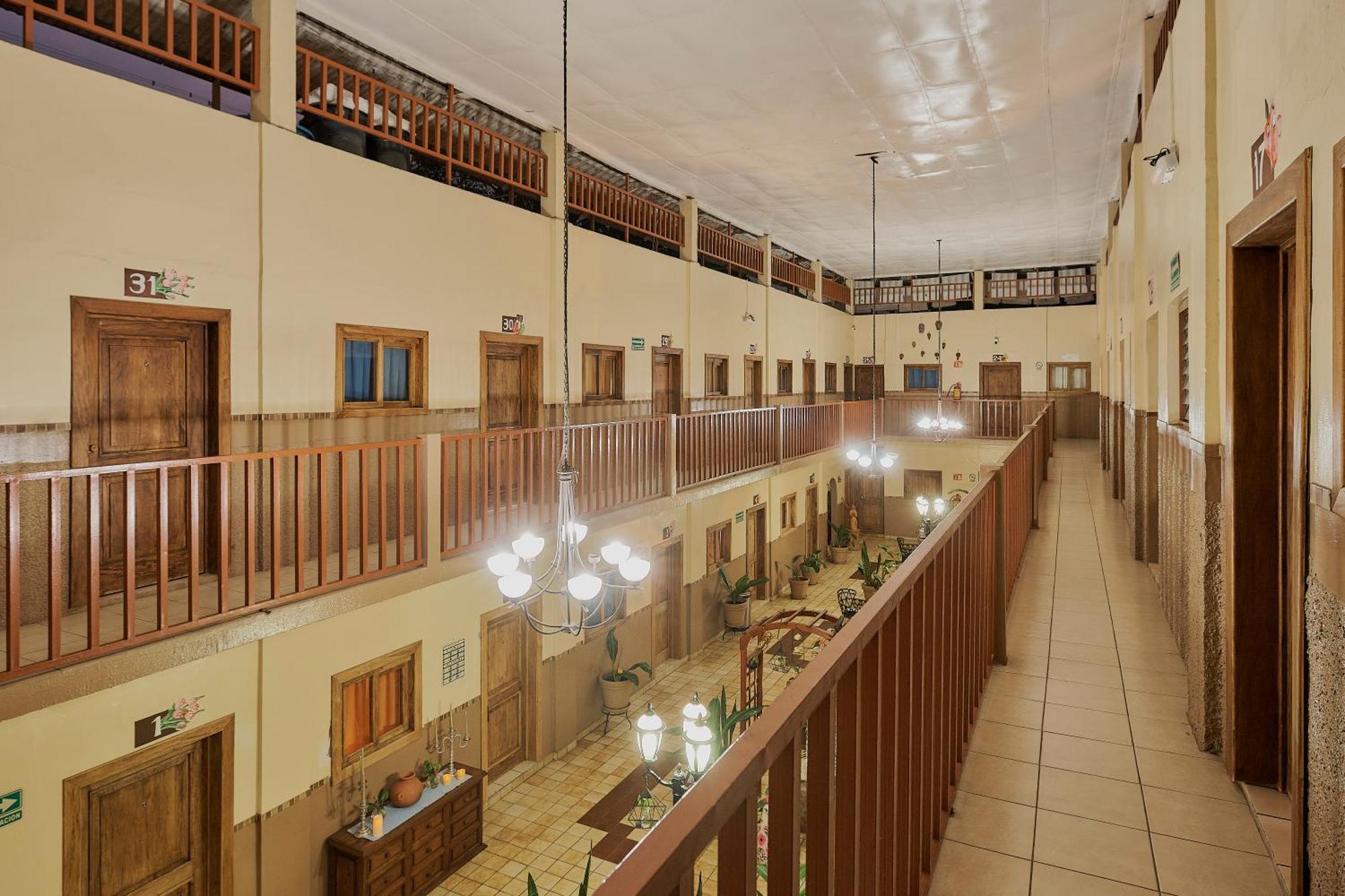 Hotel Cervantino Tapachula Kültér fotó