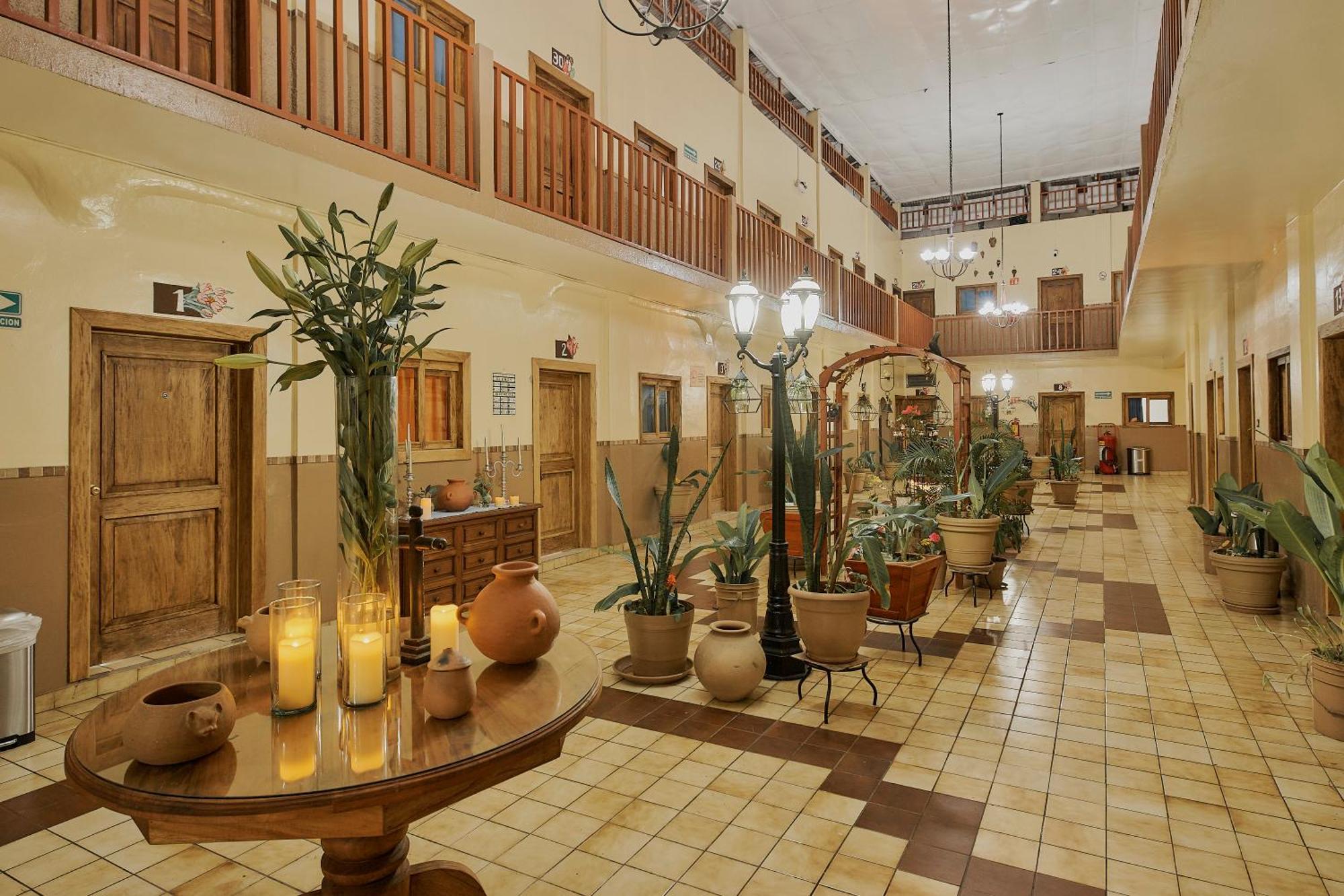 Hotel Cervantino Tapachula Kültér fotó