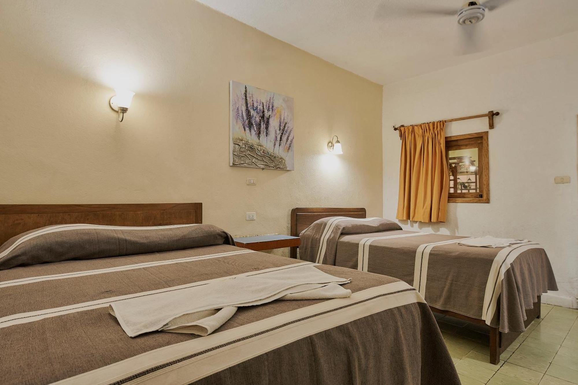 Hotel Cervantino Tapachula Kültér fotó