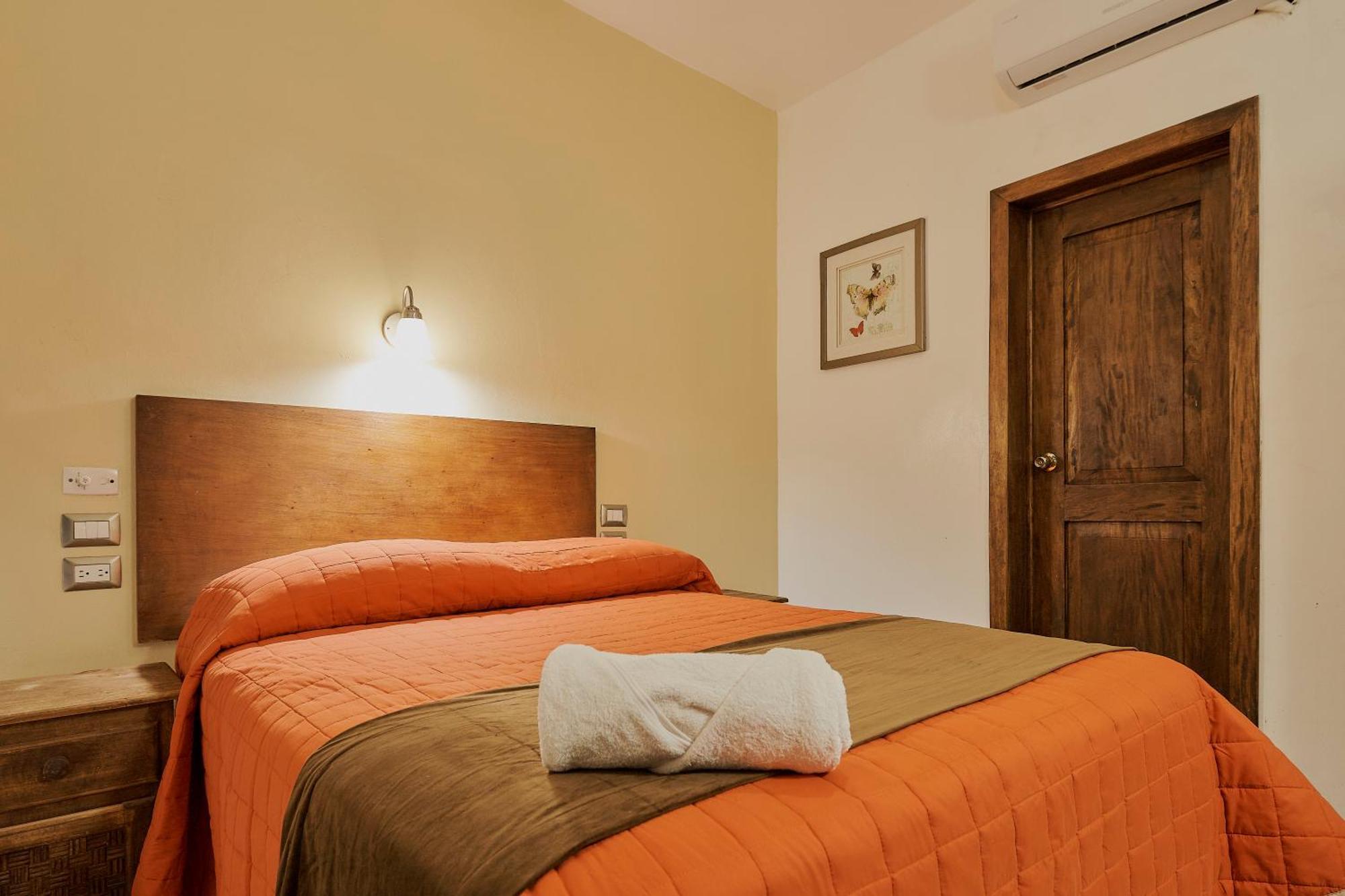 Hotel Cervantino Tapachula Kültér fotó