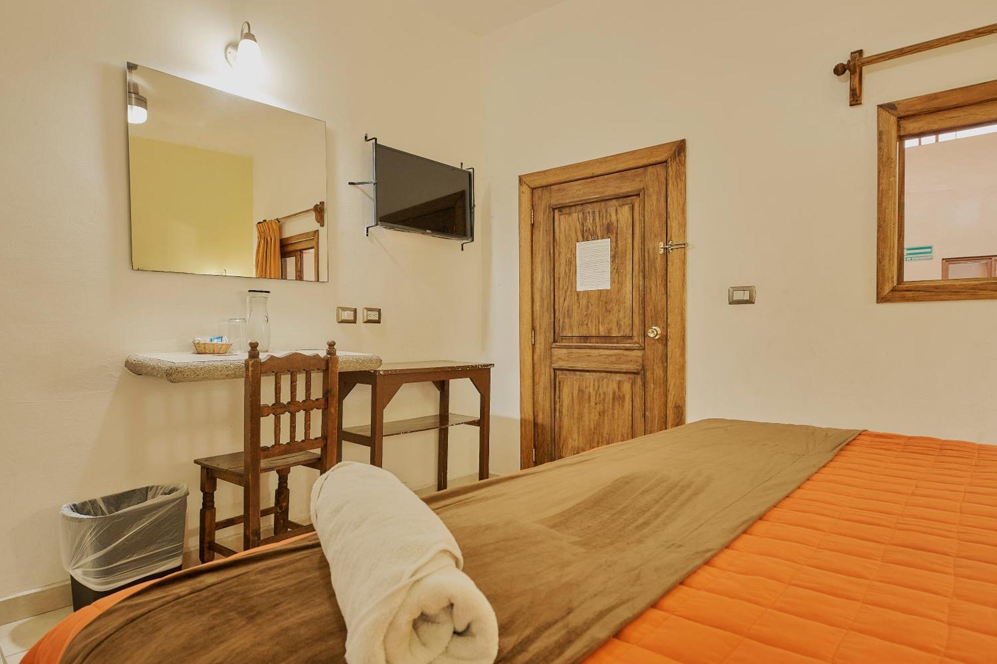 Hotel Cervantino Tapachula Kültér fotó